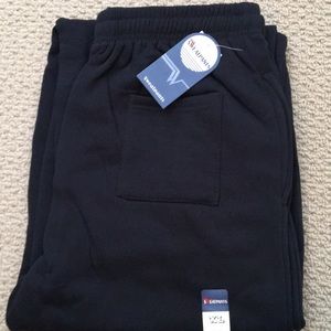 HanTon, unbranded Pants - Men’s sweatpants. Size XL. Lot of 3 HanTon, unbranded Pants - Men’s sweatpants. Size XL. Lot of 3